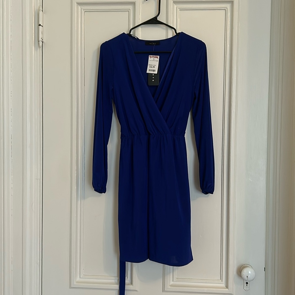 Large blue long sleeve dress